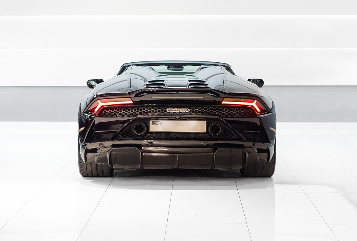 Lamborghini-EVO-Black-04