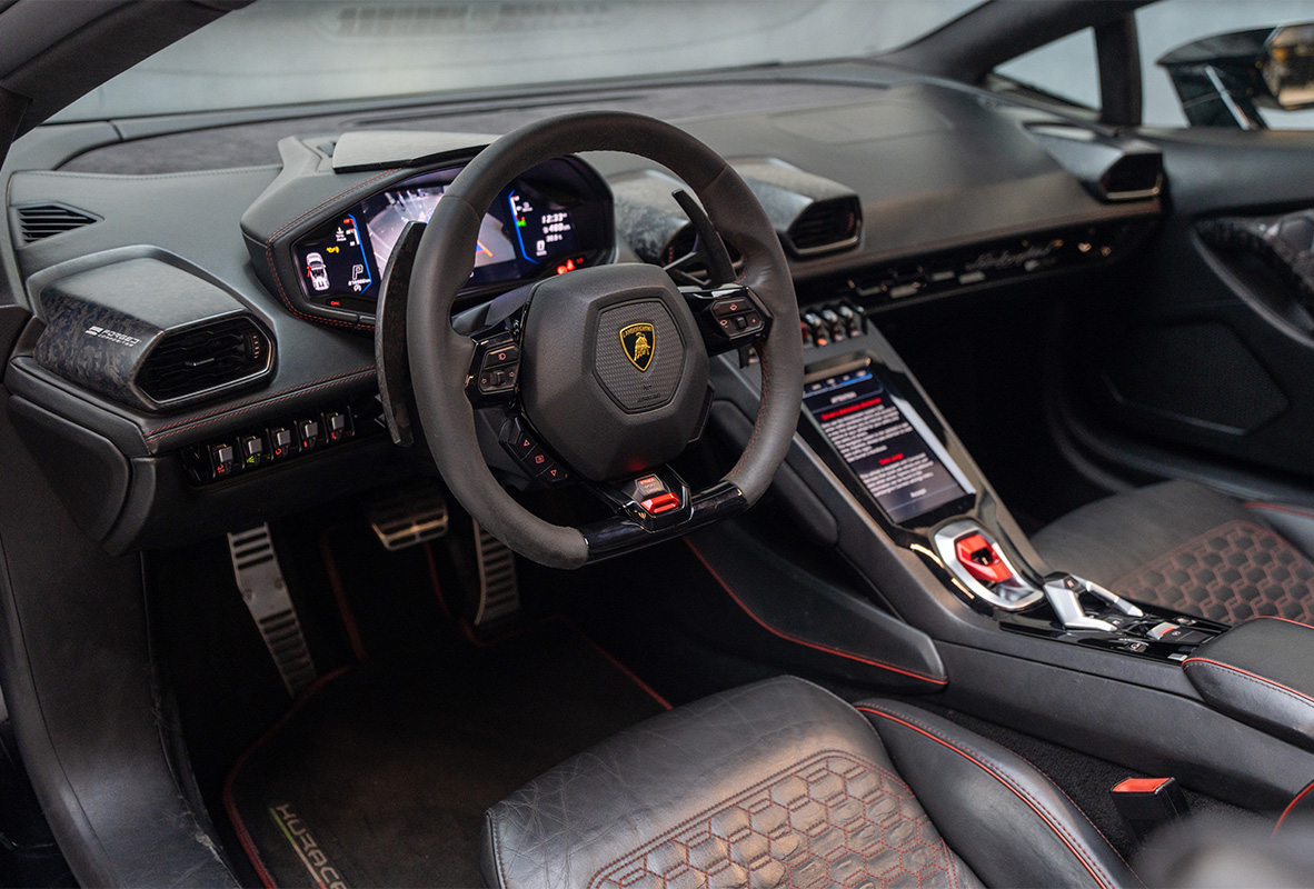 Lamborghini-EVO-Black-06-1