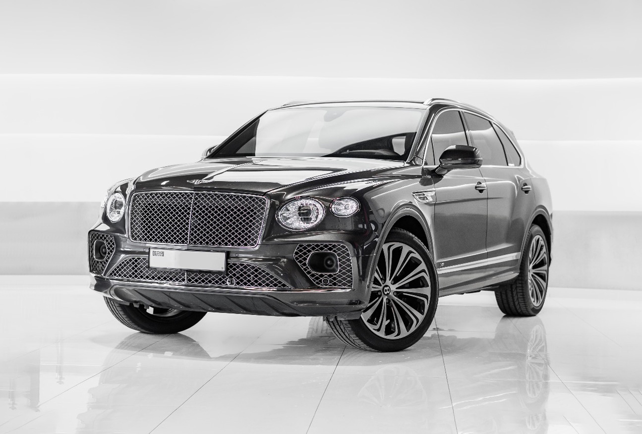 Rent-Bentley-bentayga-Grey-in-dubai-3-1